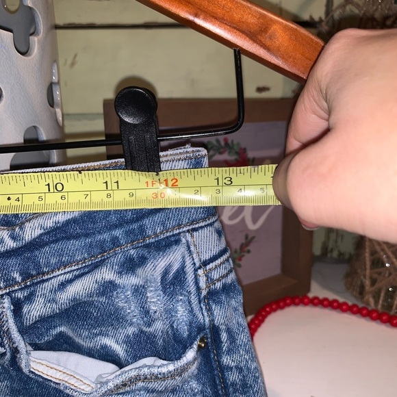 FRAME Le High Skinny Crop Acid Wash Cutoff Distressed Jeans Size 25 Used - Picture 4 of 6